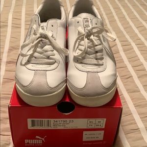 Men’s Tennis shoes